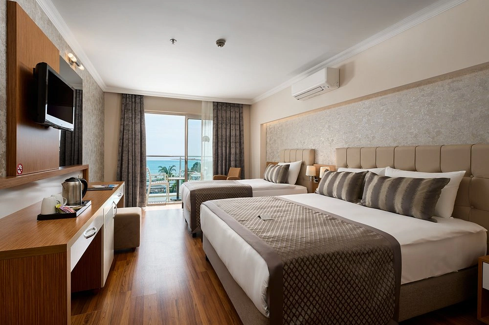 Annabella Diamond Hotel & Spa image 4