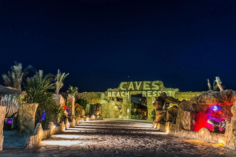 Caves Beach Resort