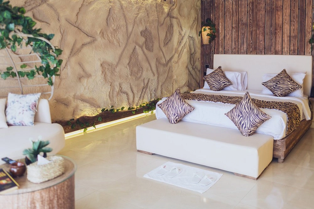 Caves Beach Resort