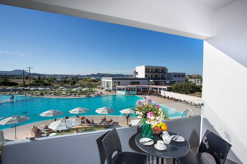 Evita Resort Hotel image 4