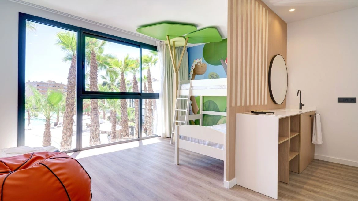 Alannia Salou