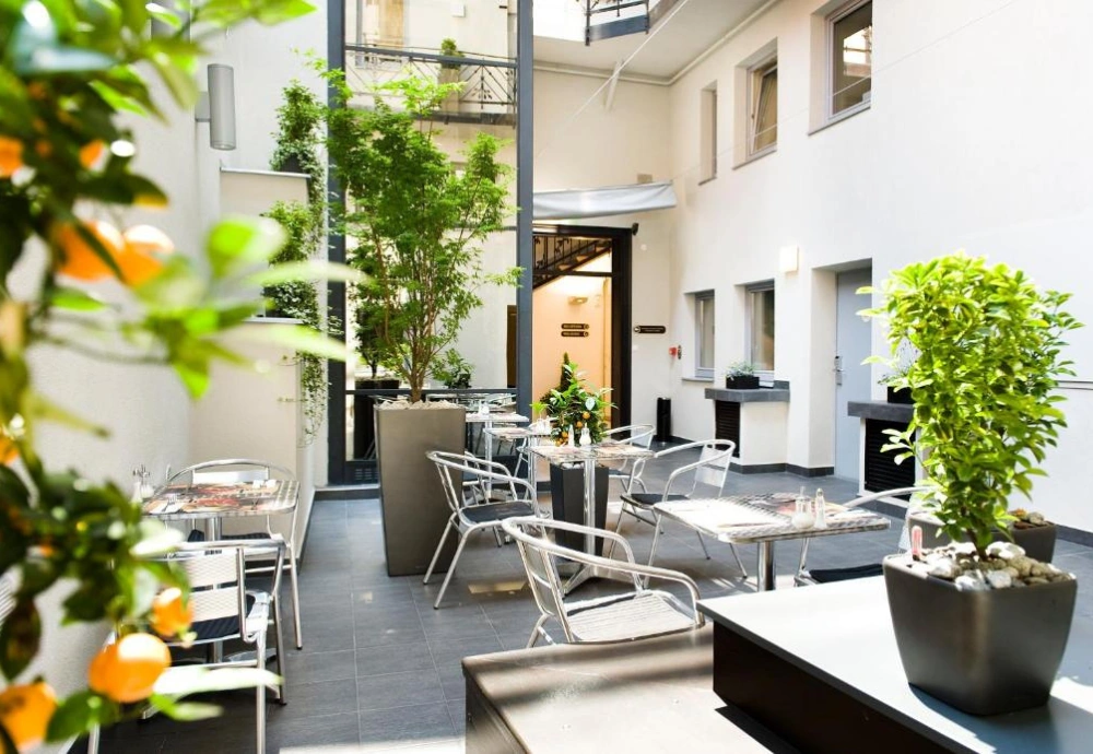 Opera Garden Hotel & Apartments