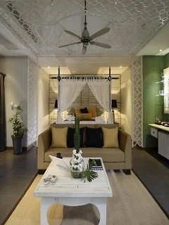 Gallery 5