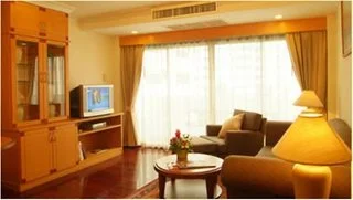 Admiral Suites Sukhumvit 22