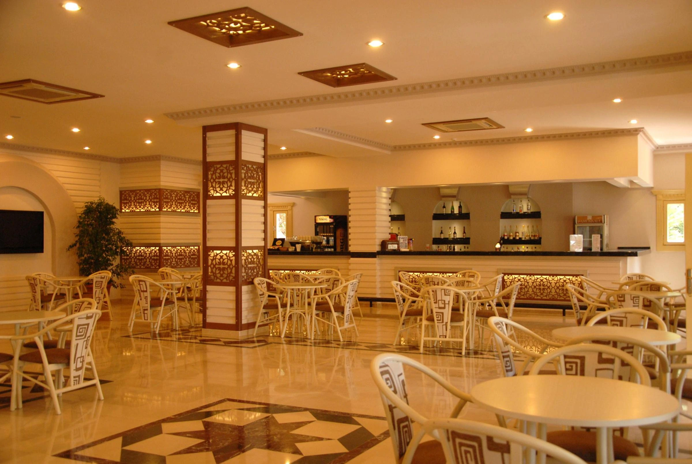 Club Paradiso Hotel & Resort