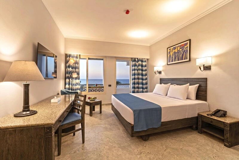 Invidia Coral Beach Tiran