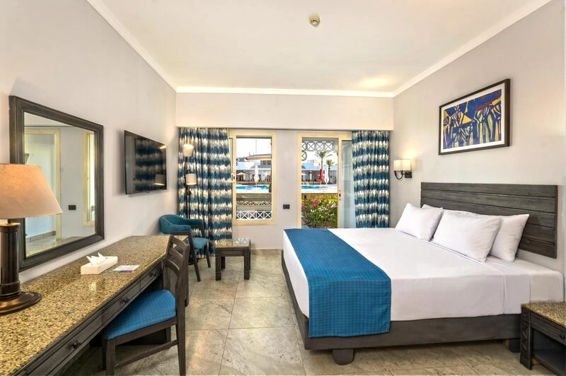 Invidia Coral Beach Tiran