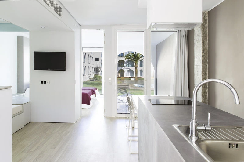 Ebano Hotel Apartments & Spa
