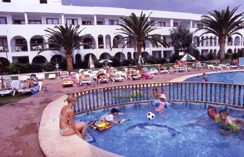 Ebano Hotel Apartments & Spa