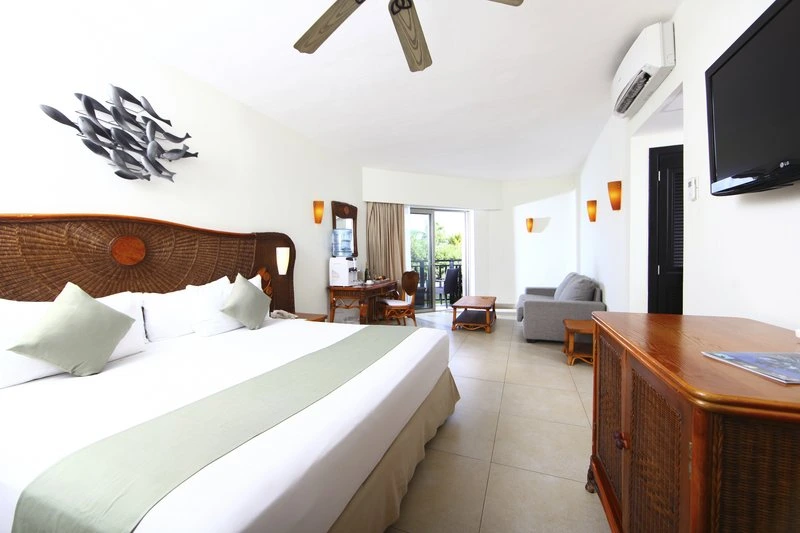 Sandos Caracol Nature Resort & Water Park