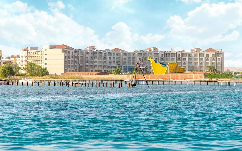 SUNRISE Serano Aqua Park Resort