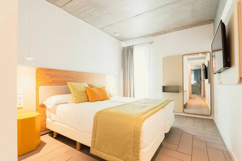 Cordial Santa Agueda & Perchel Beach Club