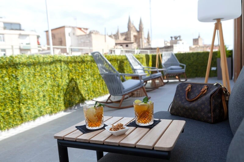 Nivia Born Boutique Hotel