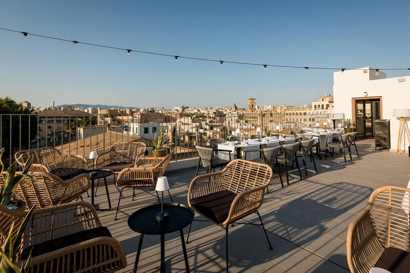 Nivia Born Boutique Hotel