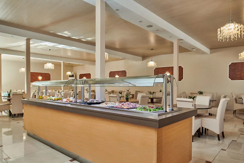 Altura Hotel