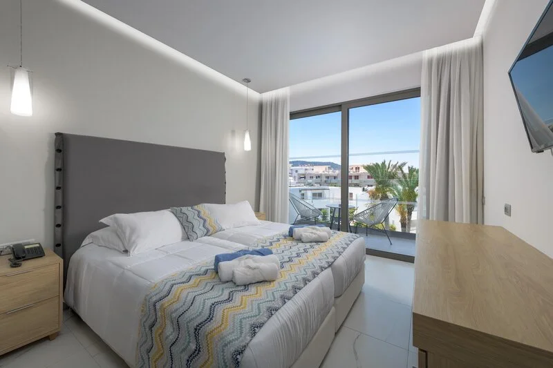 Avra Beach Resort Hotel & Bungalows