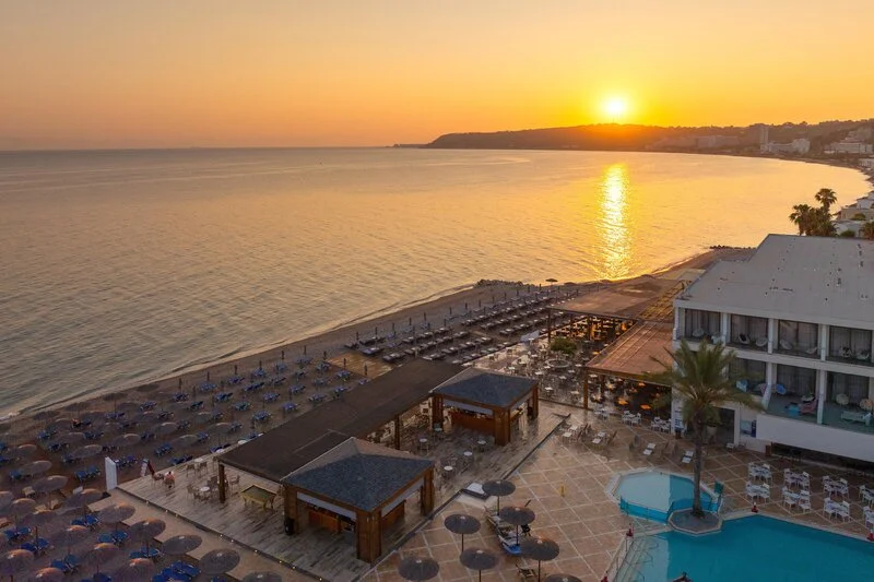 Avra Beach image 3