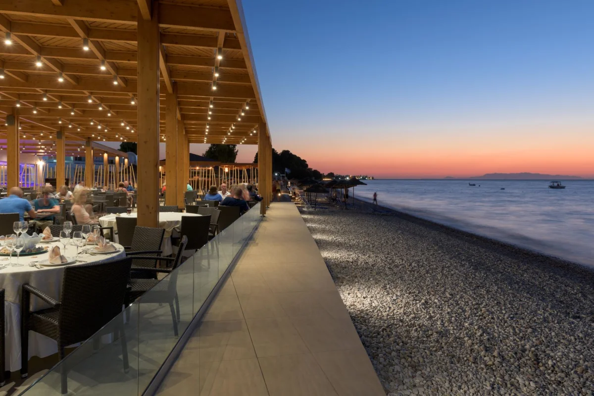 Avra Beach Resort Hotel & Bungalows