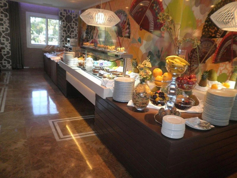 Elba Motril Beach & Business Hotel