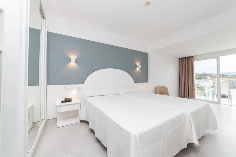 Reverence Life Hotel