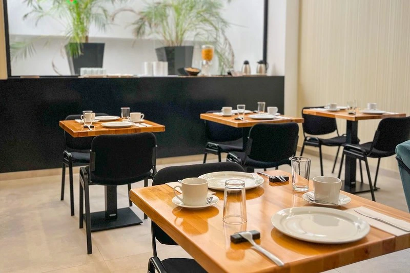 Hotel MG Poniente