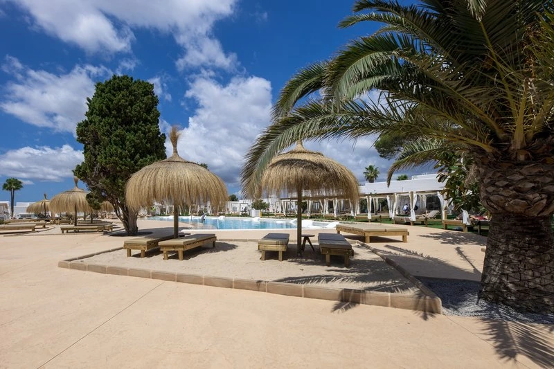 Eques Petit Resort