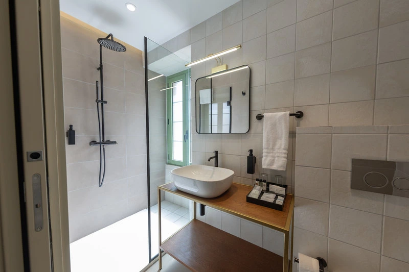 DOMS Boutique Hotel