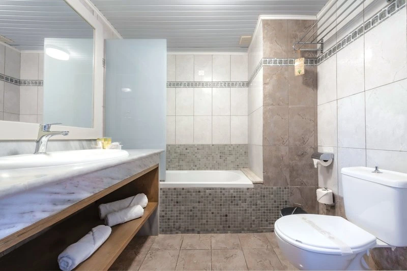 Kosta Palace City Hotel
