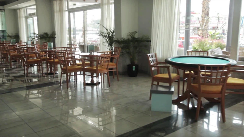 Kosta Palace City Hotel