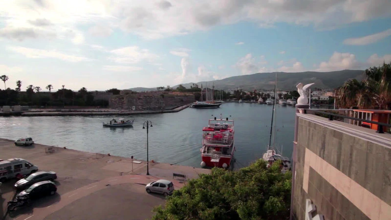 Kosta Palace City Hotel