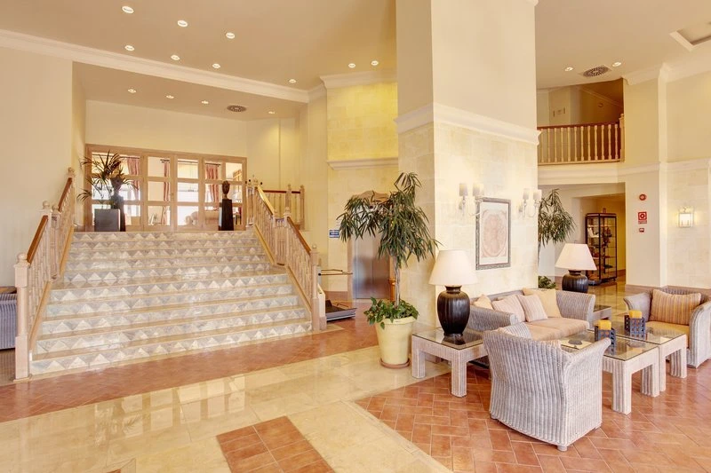 Grupotel Macarella Suites & Spa