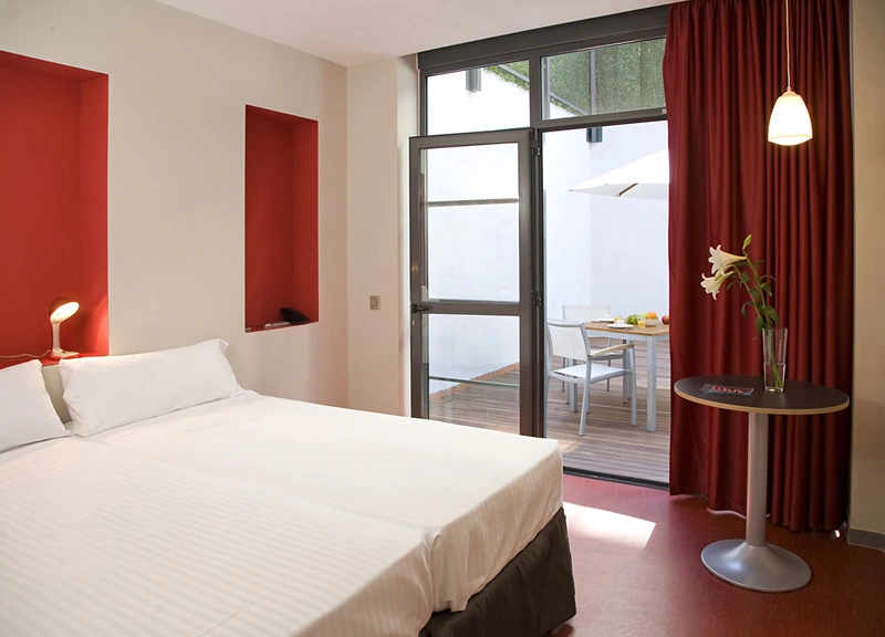 Grupotel Macarella Suites & Spa