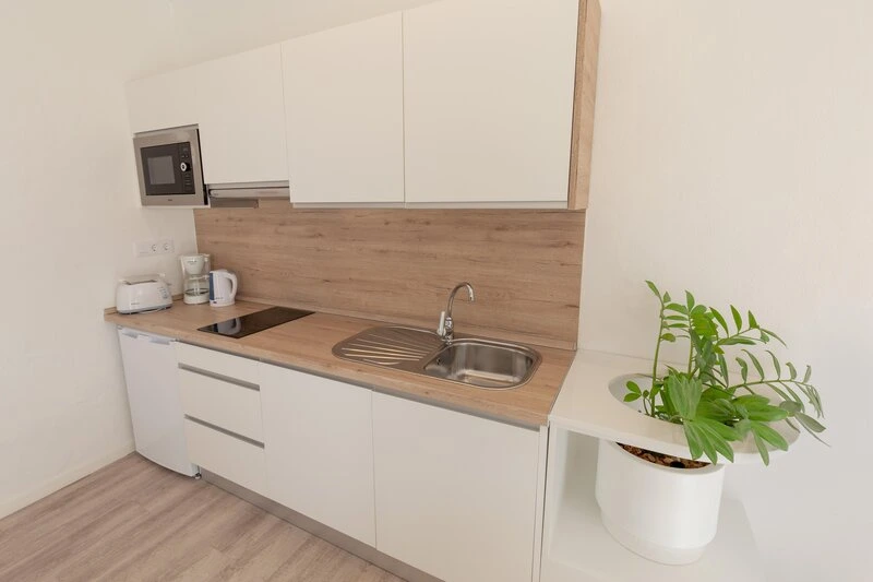 R2 Maryvent Beach Apartment
