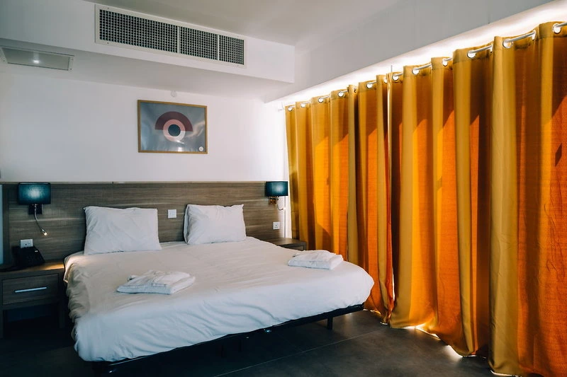 Primera Hotel