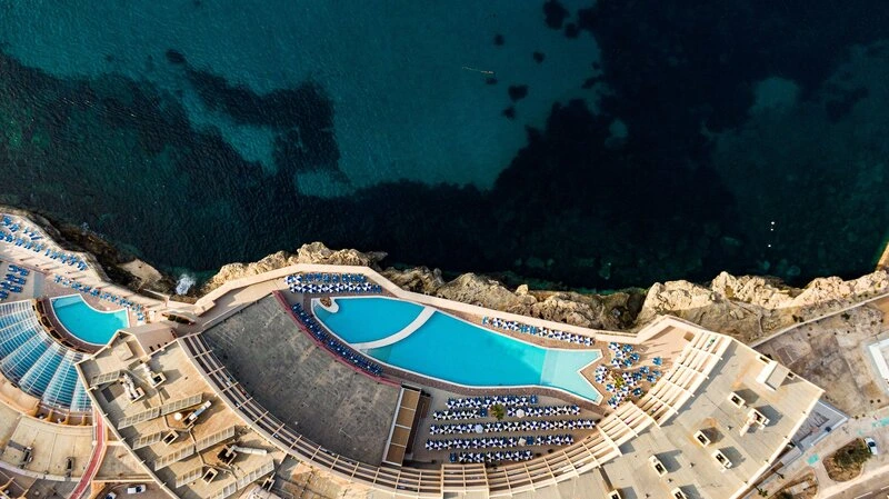 Paradise Bay Resort