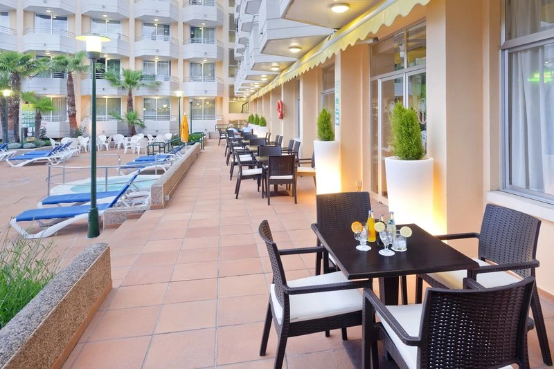 Hotel GHT Oasis Tossa & SPA