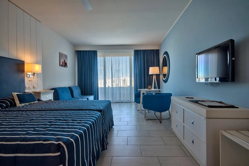 db Seabank Resort & Spa