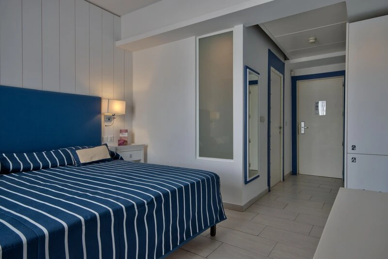 db Seabank Resort & Spa