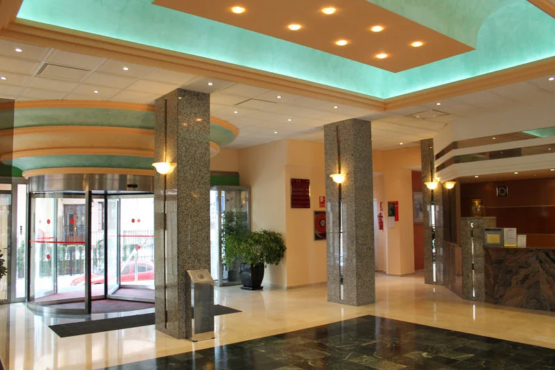 Hotel Parasol by Dorobe