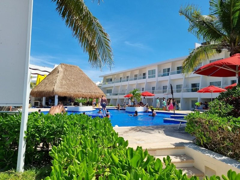 Cancun Bay Resort