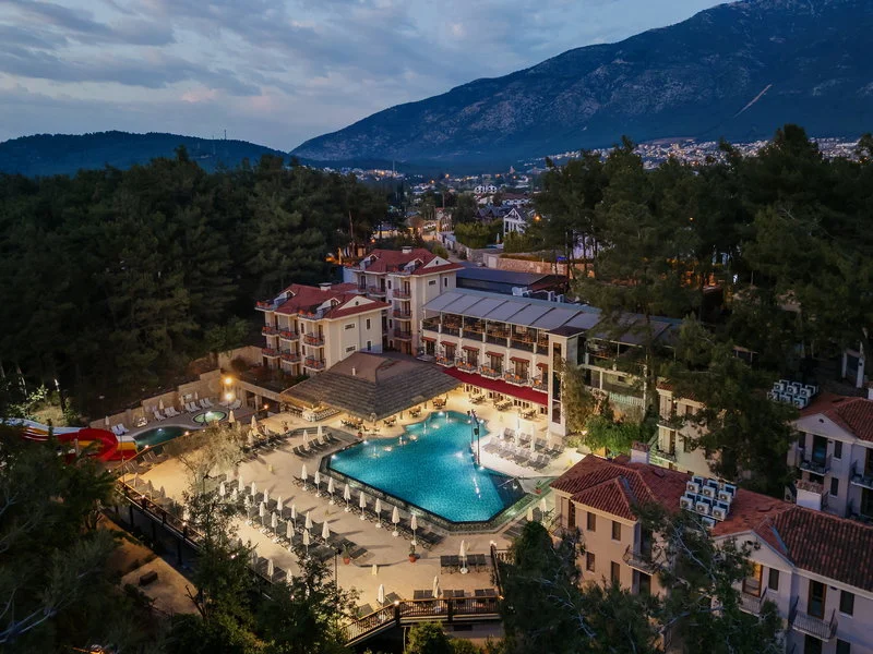 Pine Valley Hotel