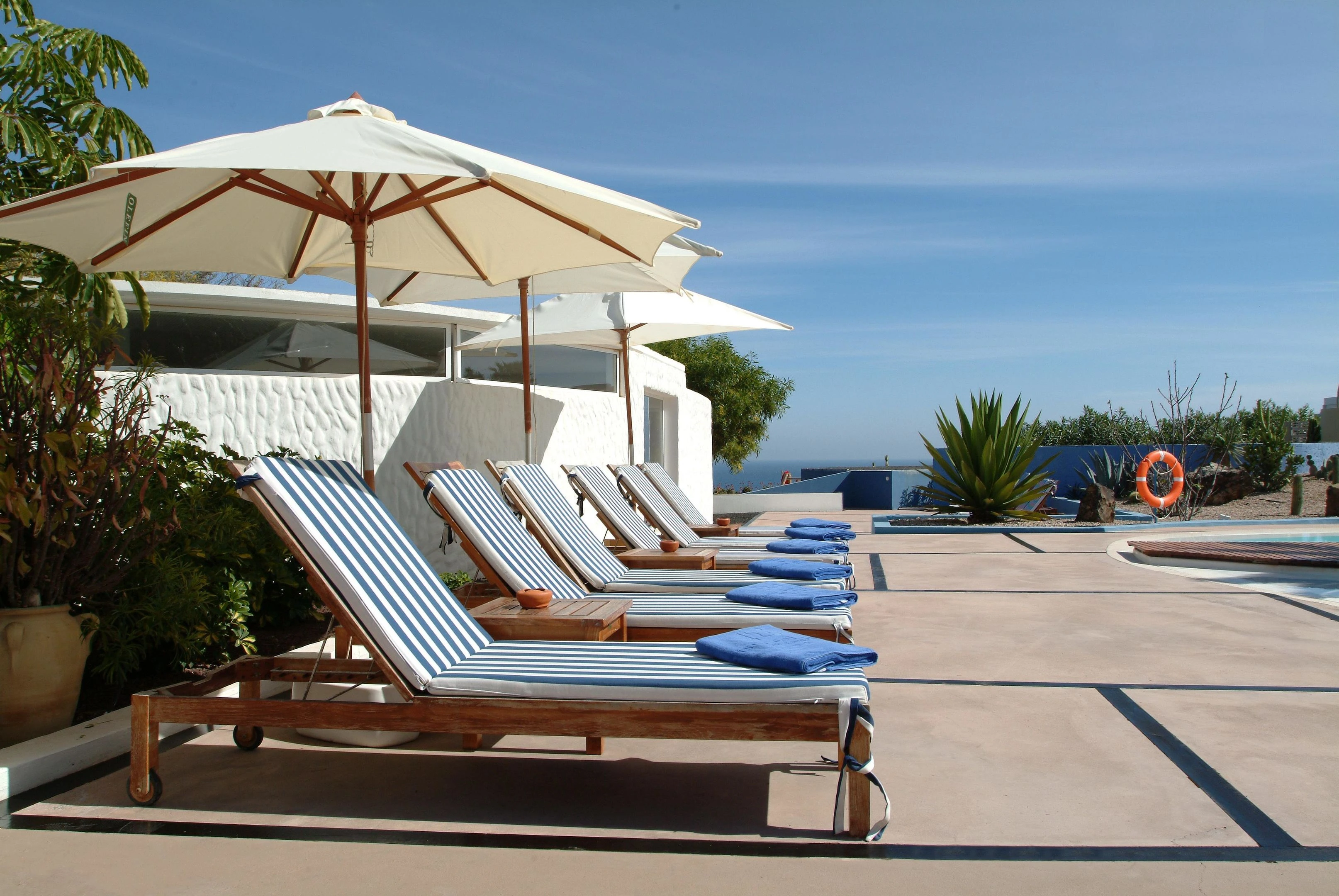 LIVVO Risco del Gato Suites