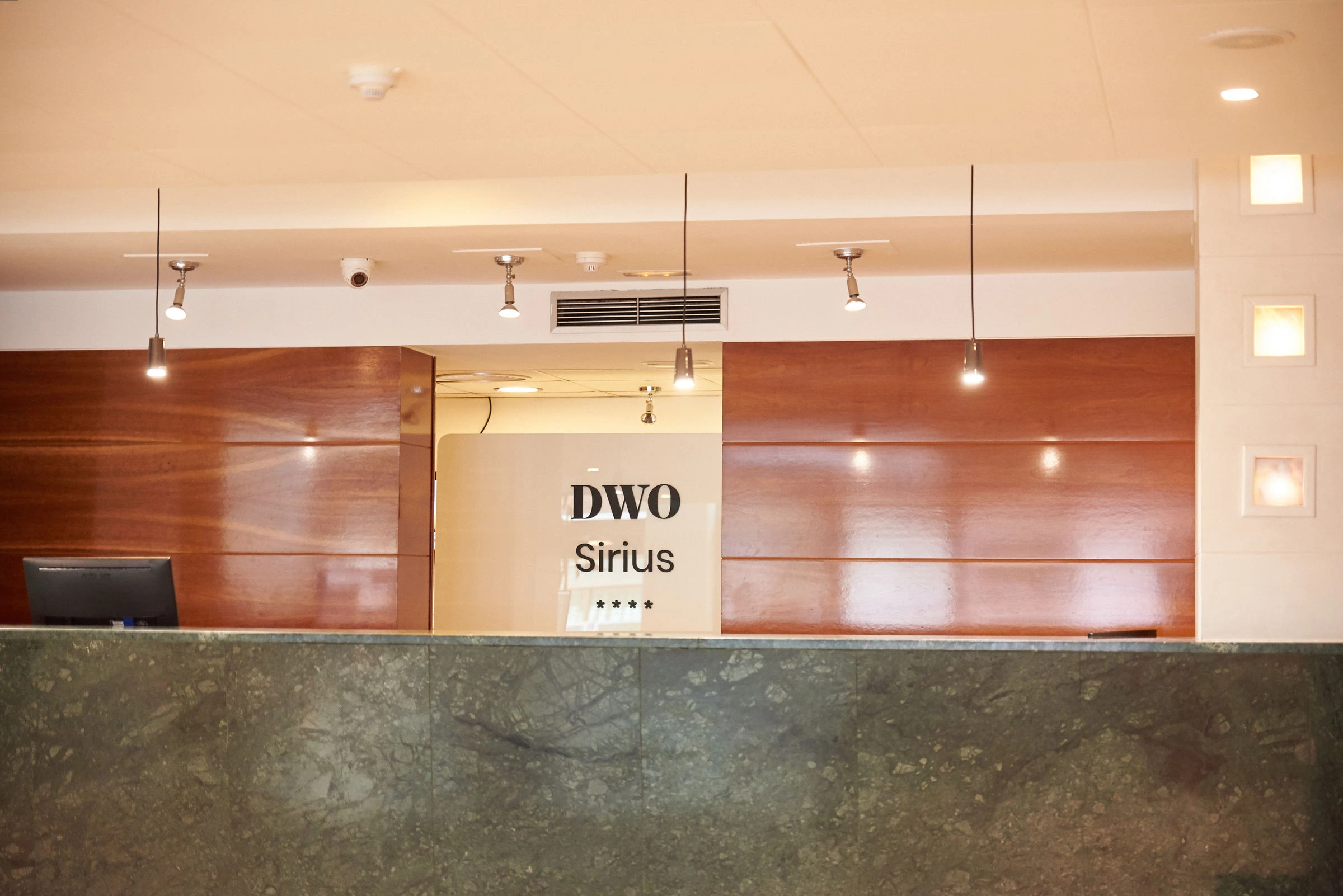 DWO Sirius by Checkin