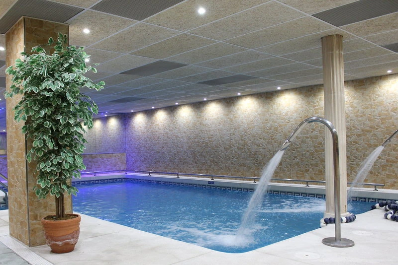 Monarque Sultán Aparthotel