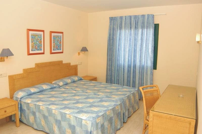 HL Club Playa Blanca Hotel
