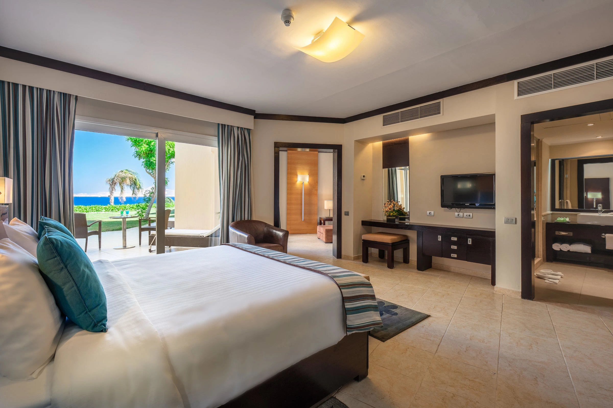 Cleopatra Luxury Resort Sharm Sheikh