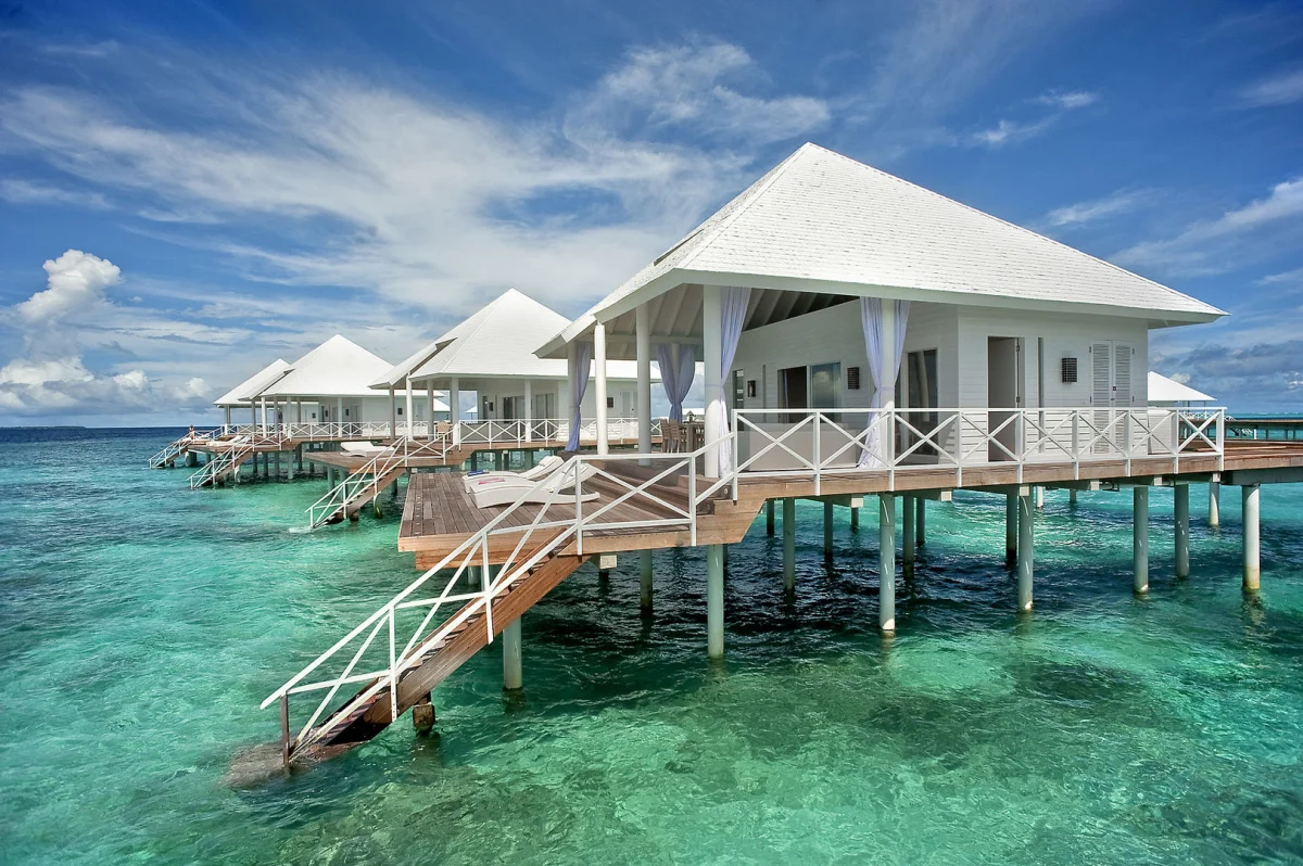 Diamonds Thudufushi Beach & Water Villas