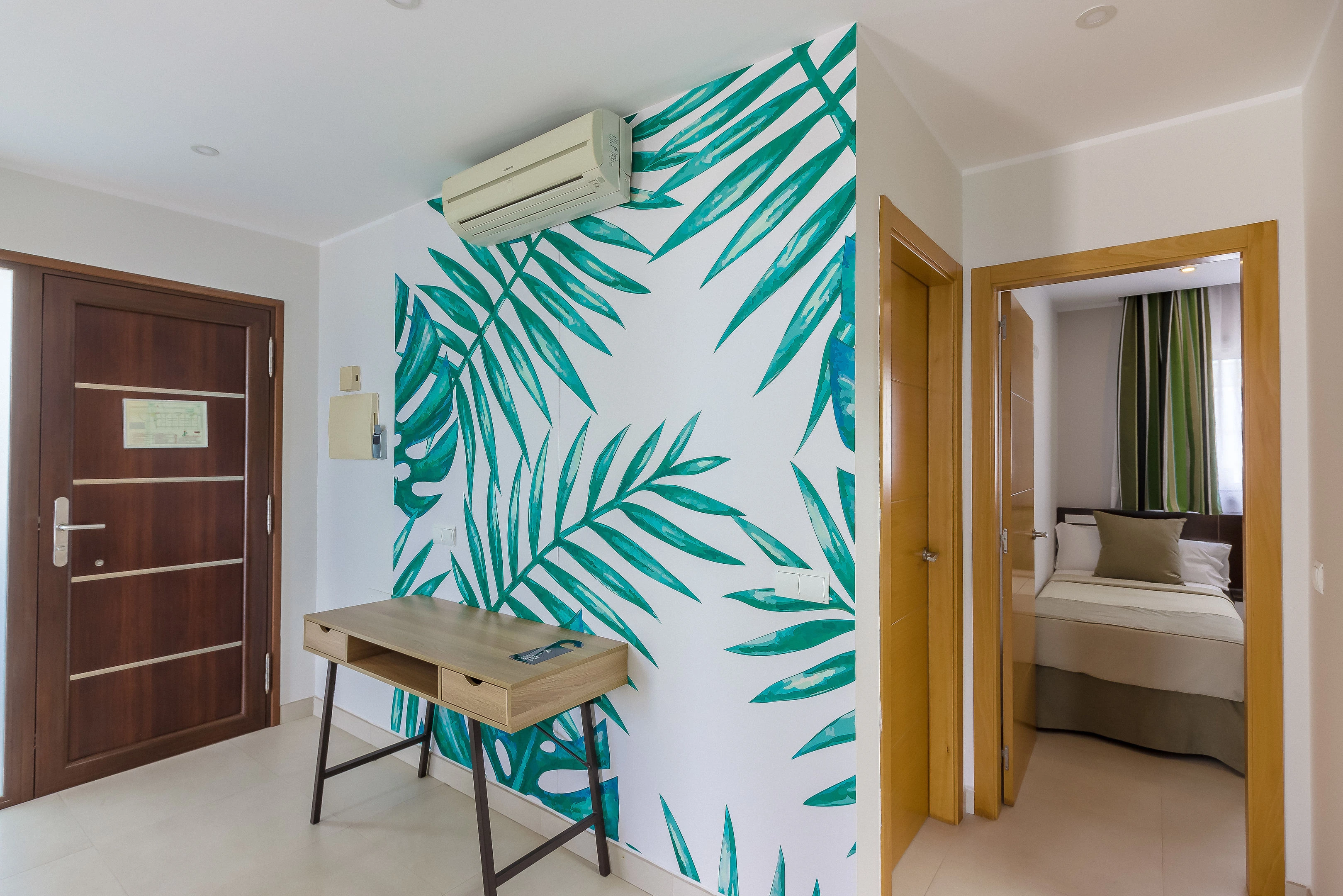 Klayman Diamond Aparthotel