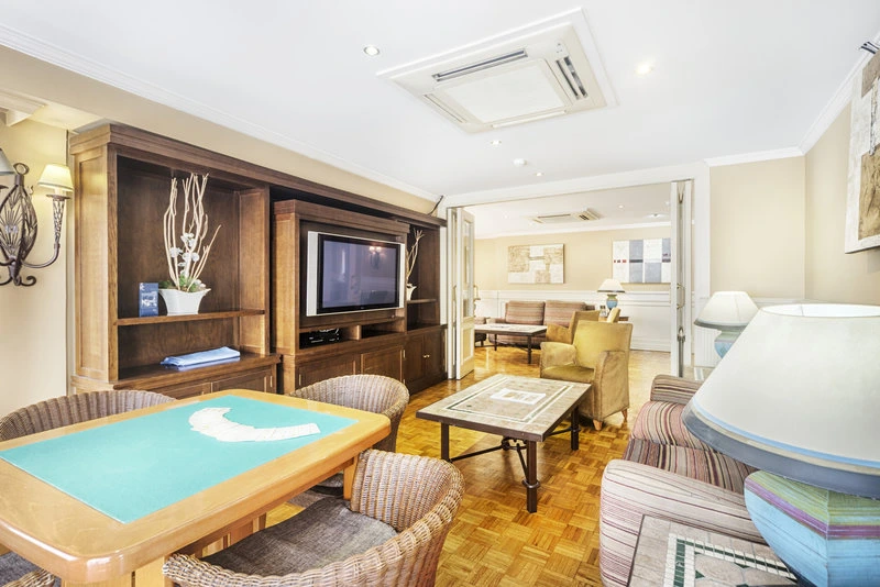 Obal Urban Hotel