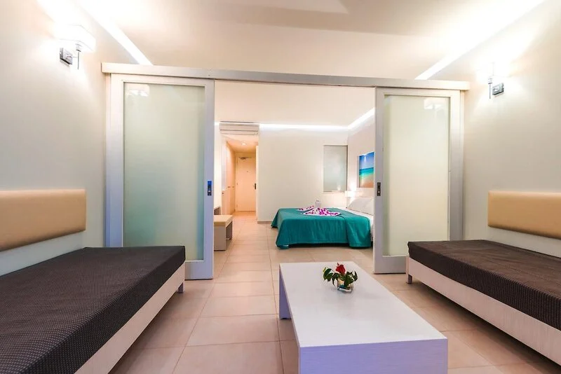 Lindos White Hotel & Suites
